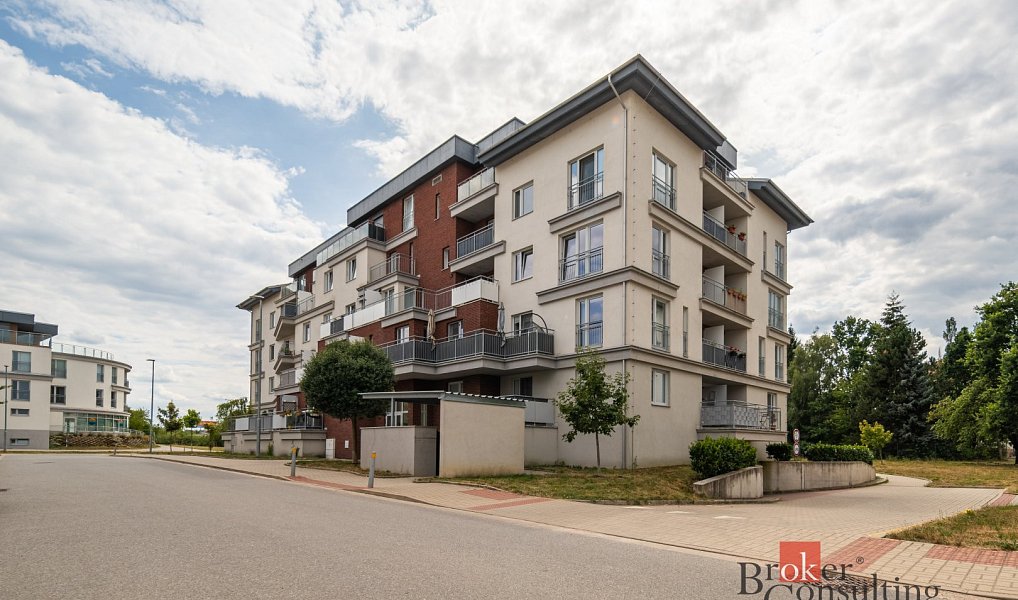 Prodej bytu 3+kk 93 m², Pardubice – náhled fotky 20