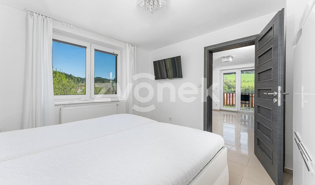 Prodej domu 258 m² s pozemkem 1 107 m², Všemina – náhled fotky 11