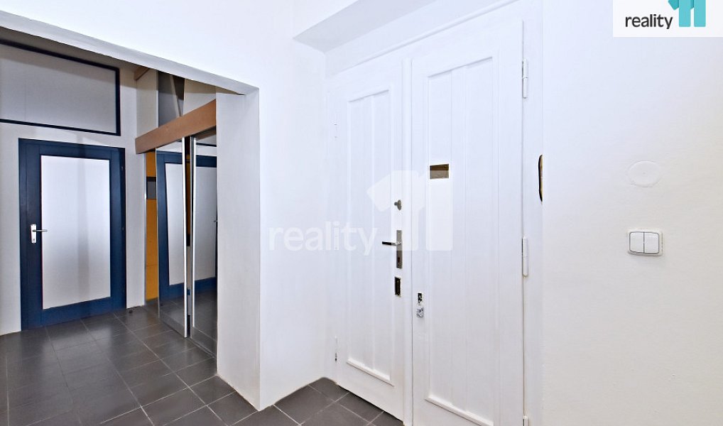Pronájem bytu 5+kk 105 m², Praha – náhled fotky 21