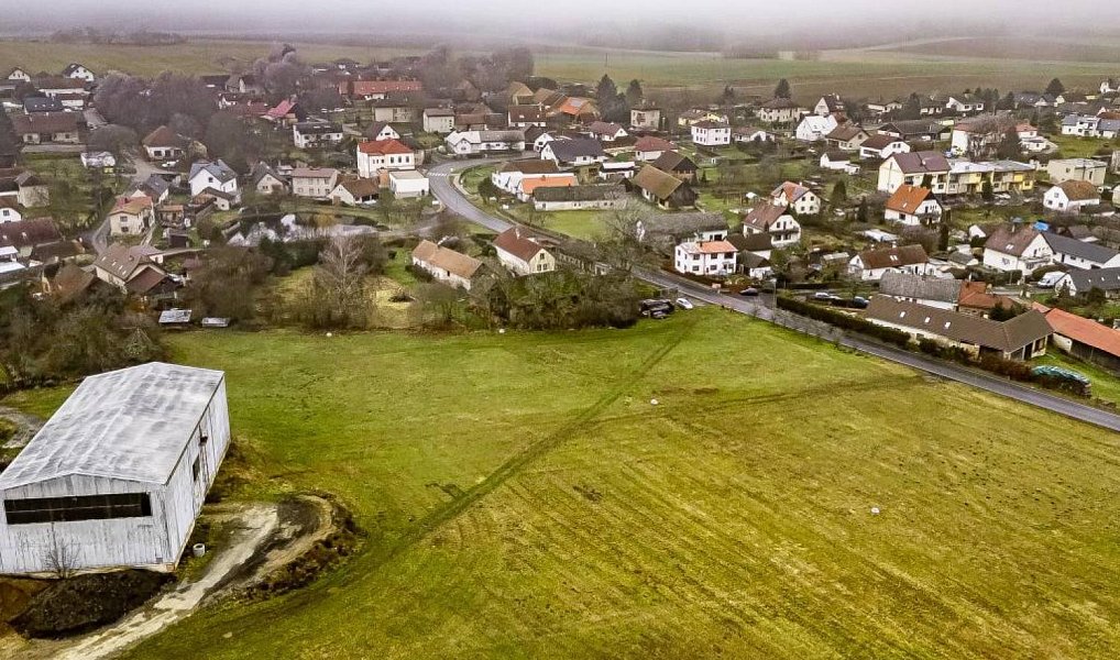 Prodej stavebního pozemku 4 203 m², Nová Ves u Světlé – náhled fotky 3