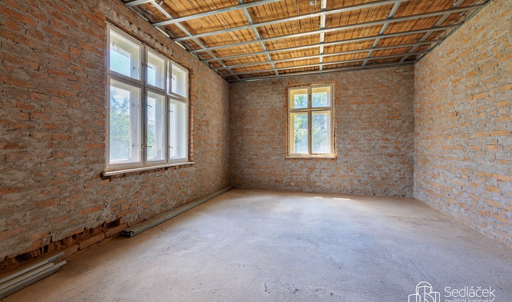 Prodej domu 194 m² s pozemkem 1 069 m², Lipová – náhled fotky 3