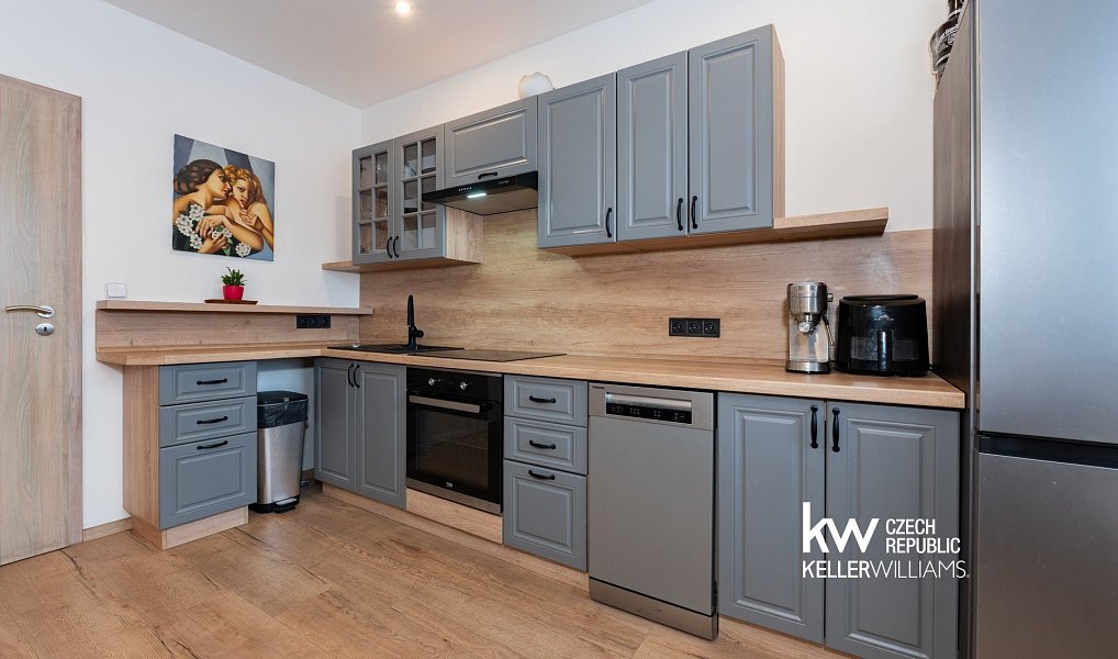 Prodej domu 176 m² s pozemkem 469 m², Dubí – náhled fotky 53