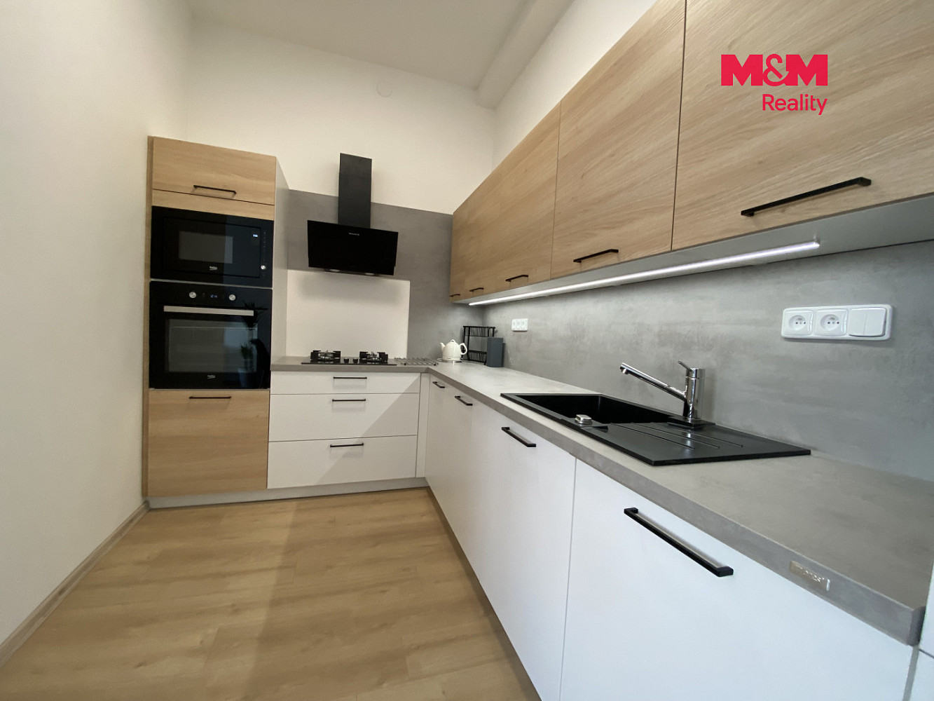 Pronájem bytu 3+kk 60 m² – fotografie 2