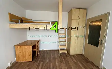 Pronájem bytu 1+kk 30 m²