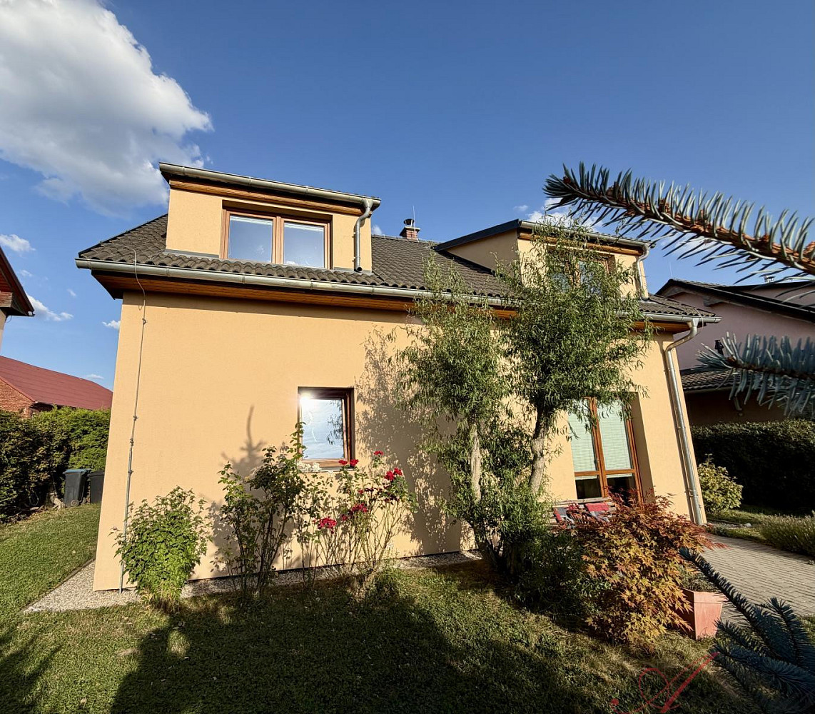 Prodej domu 97 m² s pozemkem 381 m²