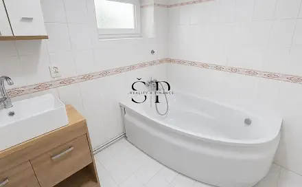 Pronájem domu 300 m² s pozemkem 2 218 m², Oráčovská, Jesenice, okres Rakovník