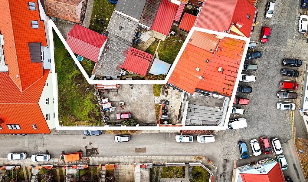 Prodej domu 250 m² s pozemkem 633 m², Dobříš – náhled fotky 3