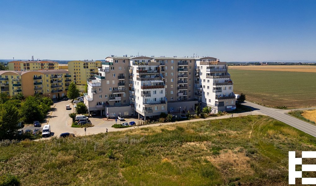 Prodej bytu 4+kk 81 m², Klecany – náhled fotky 17