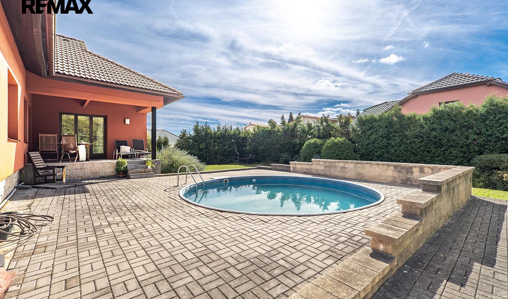 Prodej domu 200 m² s pozemkem 1 400 m², Rožmitál pod Třemšínem – náhled fotky 4