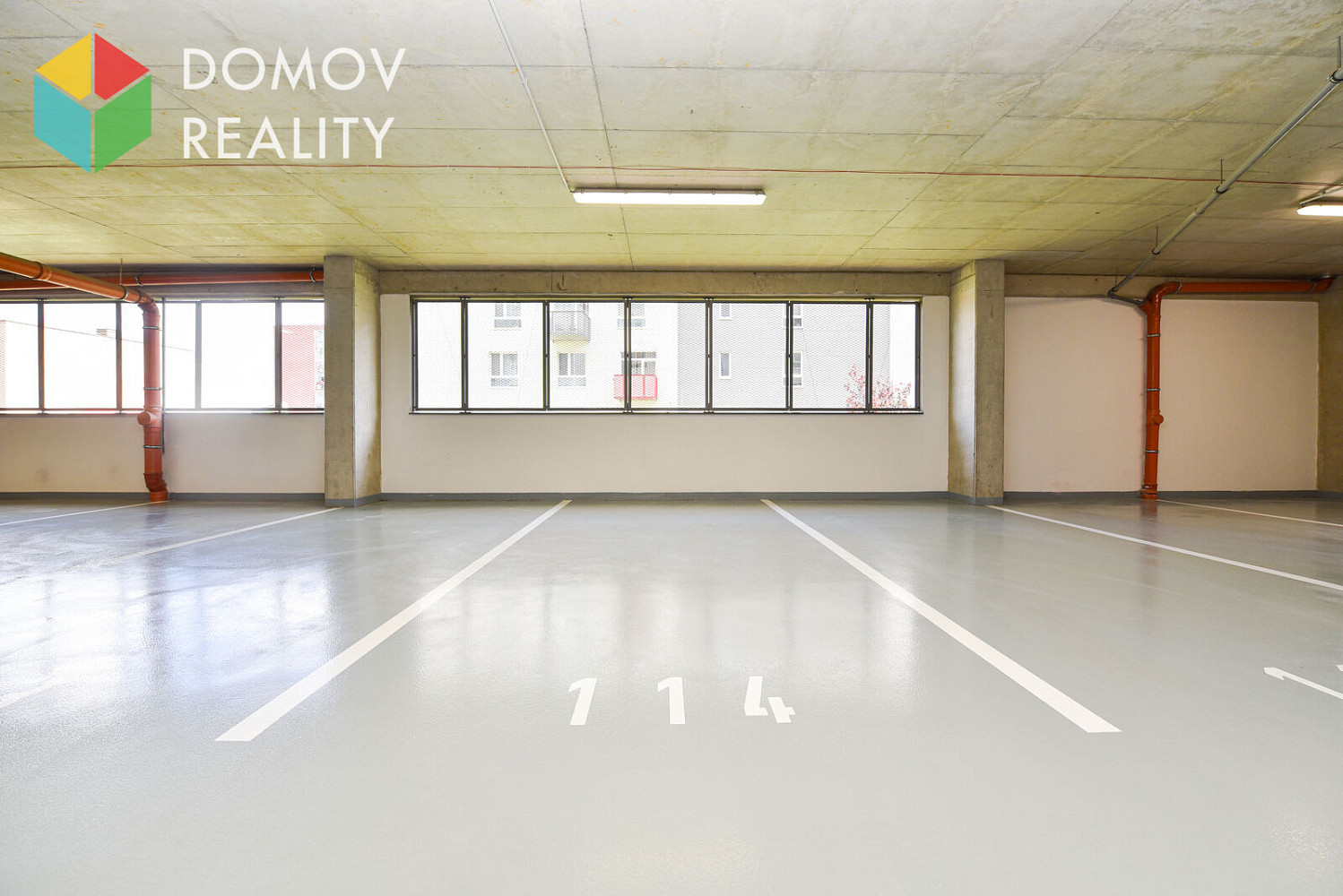 Pronájem garážového stání 12 m2 Nepilova, Beroun - Beroun-Město 1 300 Kč/měsíc