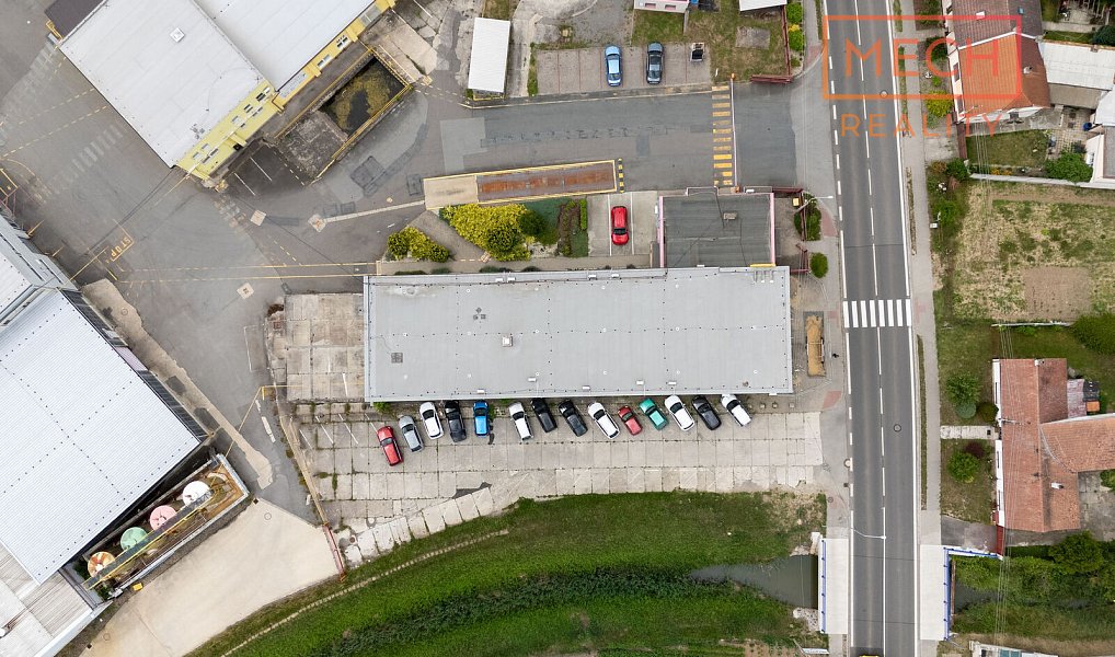 Prodej komerčního objektu (jiného typu) 1 030 m², Bzenec – náhled fotky 3