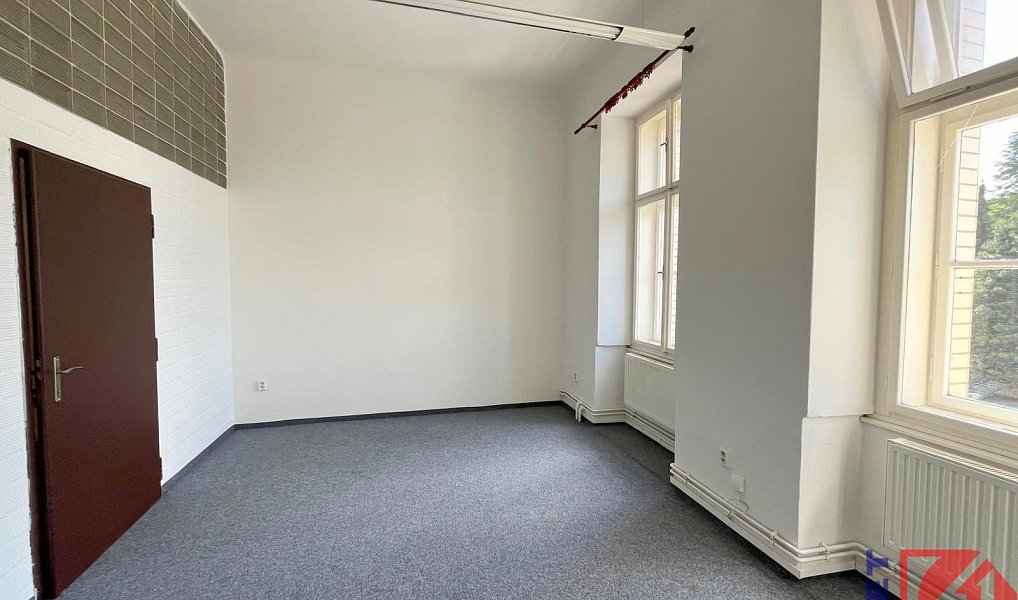 Pronájem kanceláře 18 m², Trutnov – náhled fotky 4