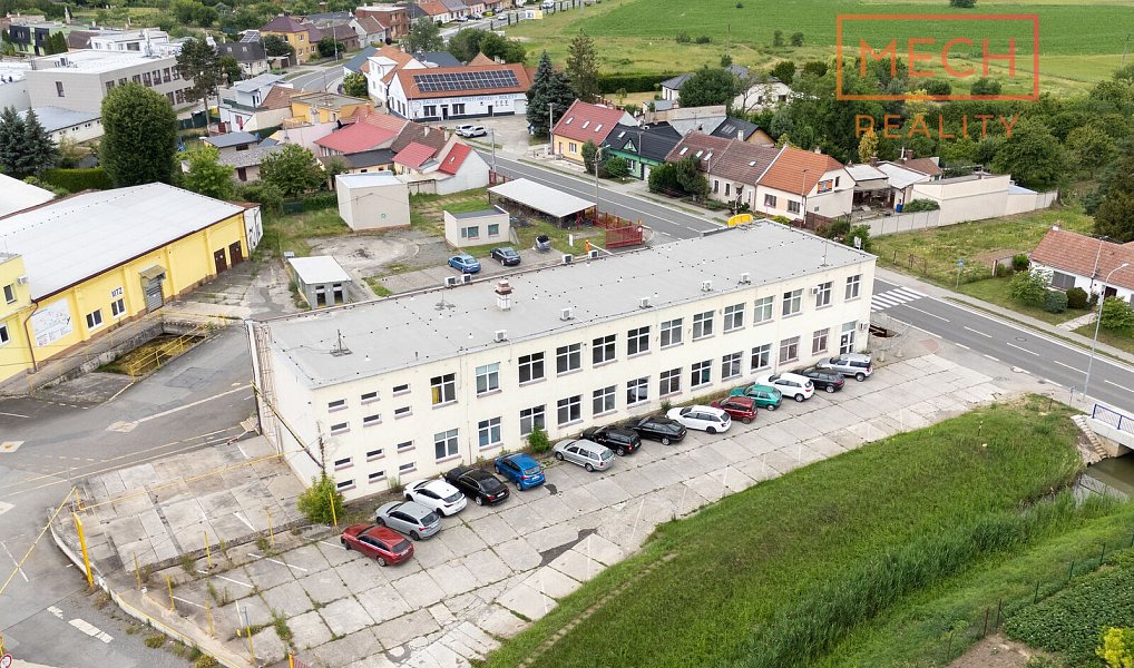 Prodej komerčního objektu (jiného typu) 1 030 m², Bzenec – náhled fotky 6