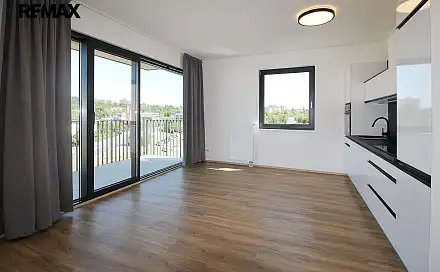 Pronájem bytu 1+kk 34 m²