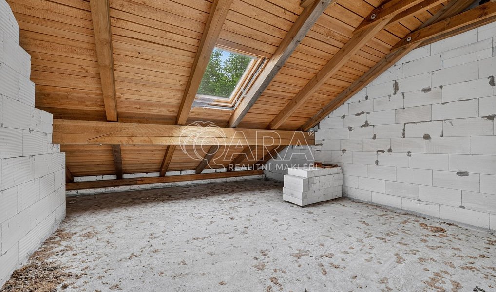 Prodej domu 170 m² s pozemkem 612 m², Lišany – náhled fotky 27