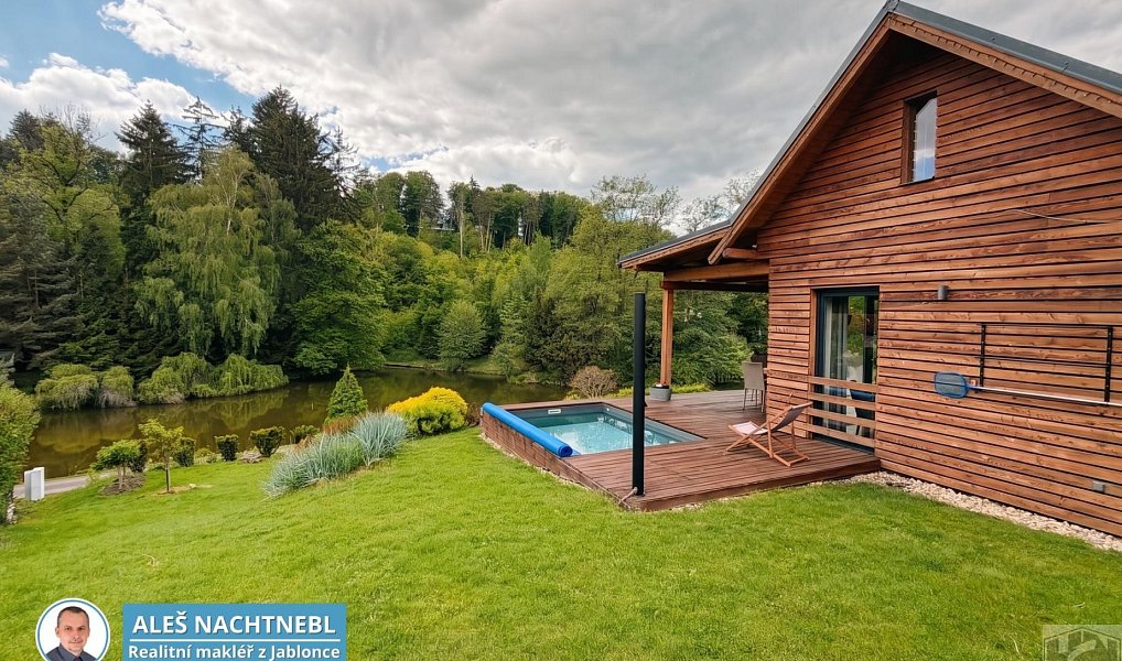 Prodej ubytovacího objektu 178 m², Libuň – náhled fotky 6