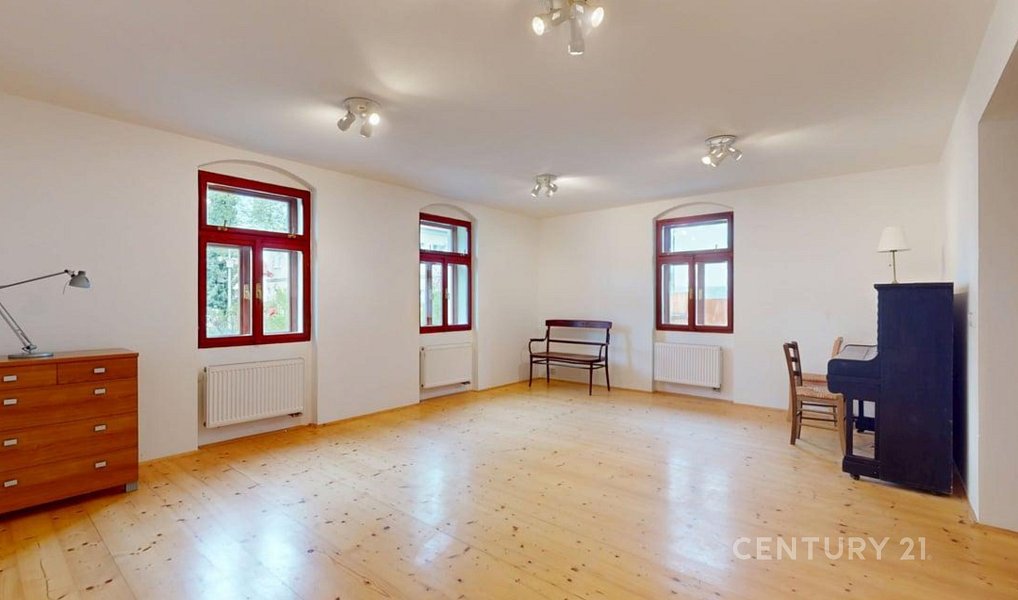 Prodej domu 245 m² s pozemkem 2 664 m², Hrusice – náhled fotky 5