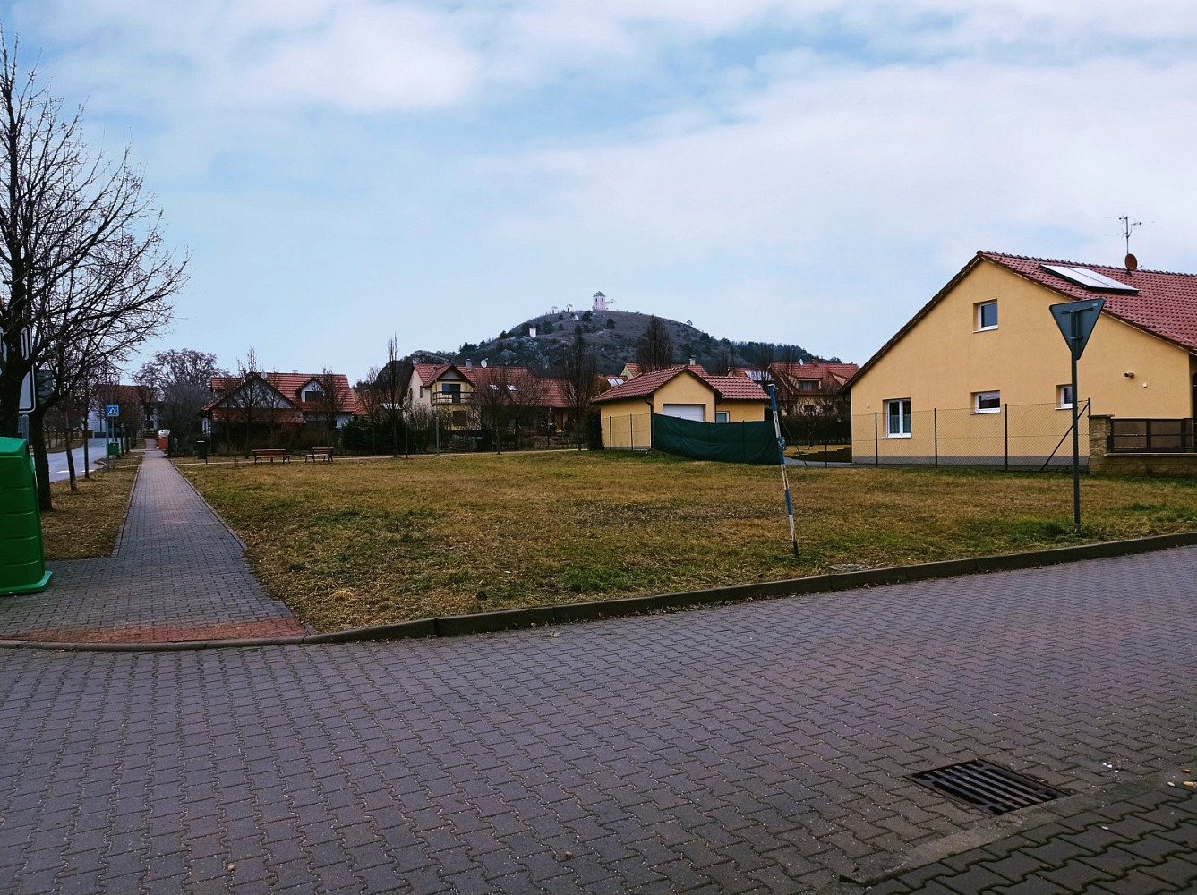 Prodej stavebního pozemku 651 m²