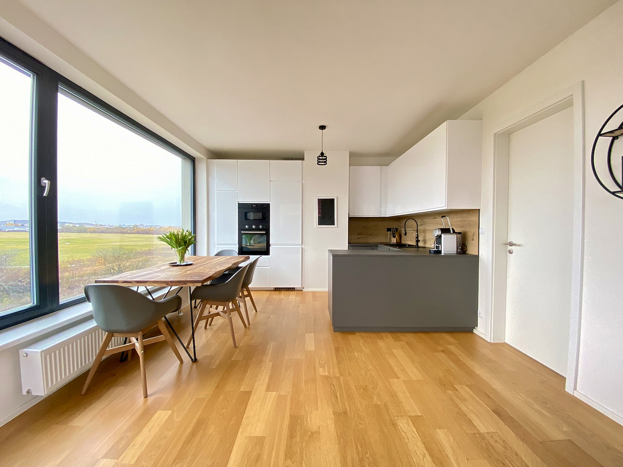 Pronájem bytu 3+kk 137 m² – fotografie 4
