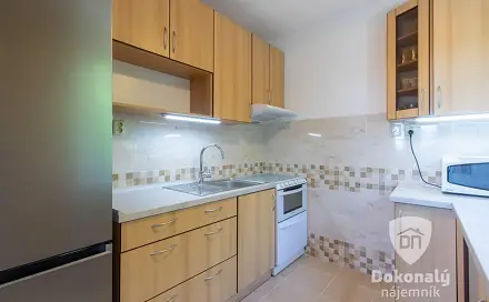 Pronájem bytu 4+1 68 m², Krakovská, Kralupy nad Vltavou - Lobeček, okres Mělník