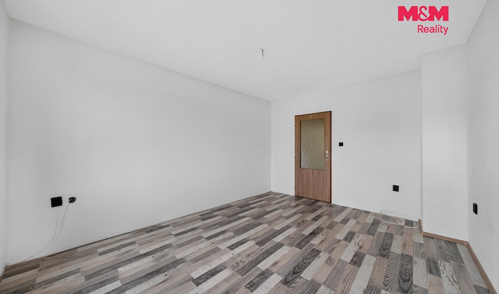 Prodej bytu 4+1 82 m², Černovice – náhled fotky 5