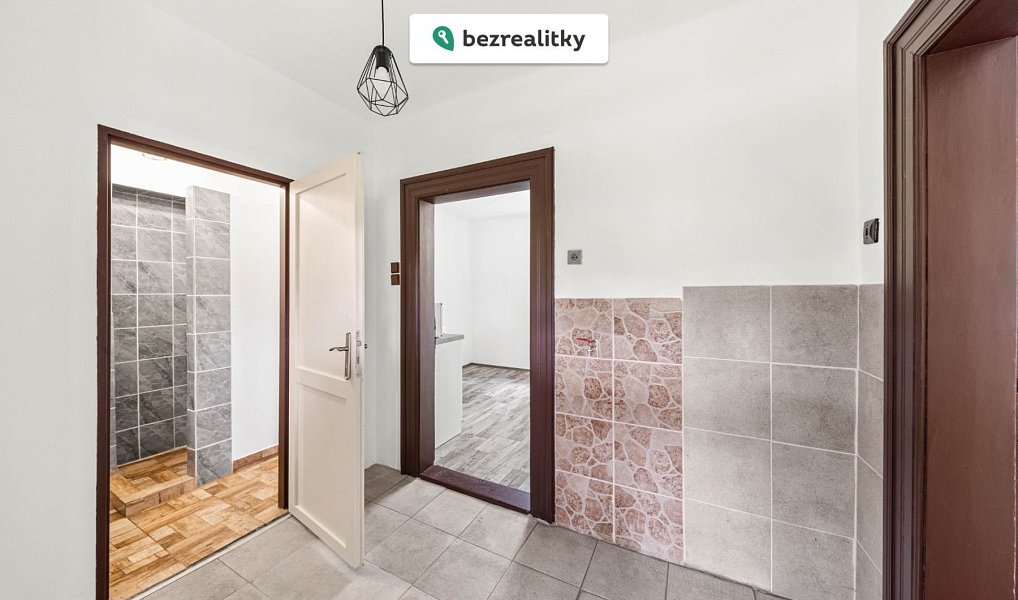 Prodej domu 64 m² s pozemkem 943 m², Bukovany – náhled fotky 6