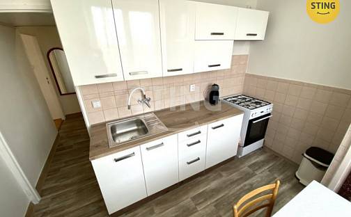 Pronájem bytu 2+1 46 m², Masarykova třída, Olomouc - Hodolany