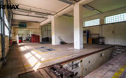 Prodej obchodních prostor 630 m², U Stadionu, Smiřice, okres Hradec Králové