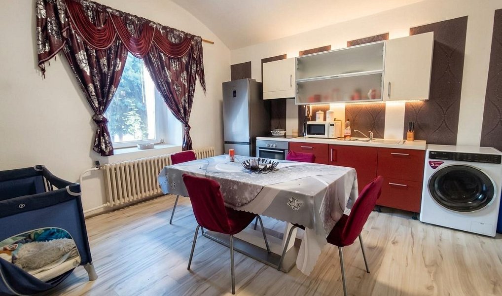 Prodej domu 254 m² s pozemkem 893 m², Cítoliby – náhled fotky 10