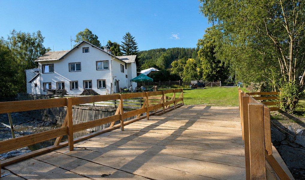 Prodej ubytovacího objektu 442 m², Holčovice – náhled fotky 2