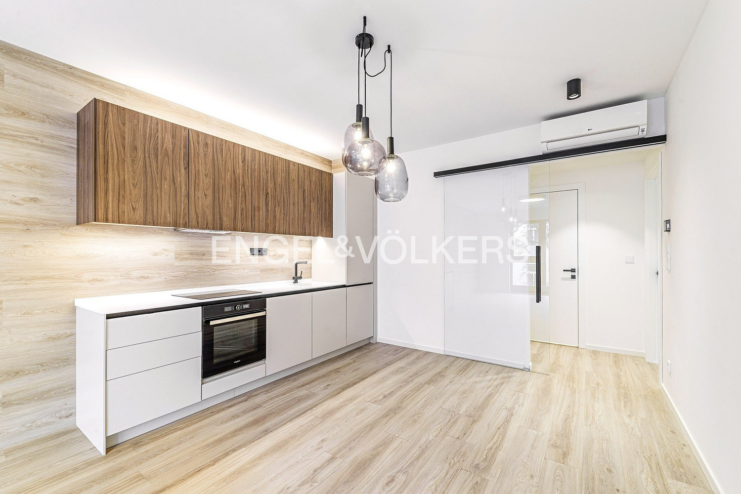 Prodej bytu 3+kk 73 m² — photo 2