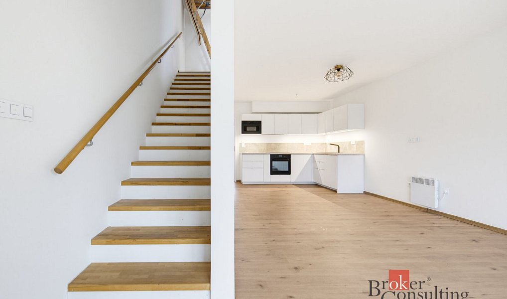 Prodej bytu 3+kk 104 m², Smiřice – náhled fotky 19