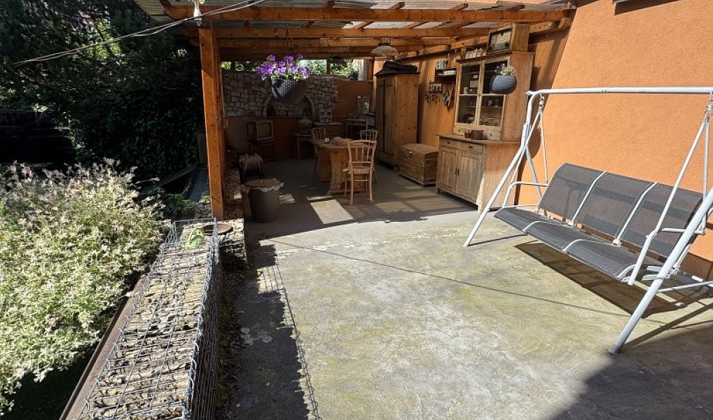 Prodej domu 290 m² s pozemkem 431 m², Hostinné – náhled fotky 3