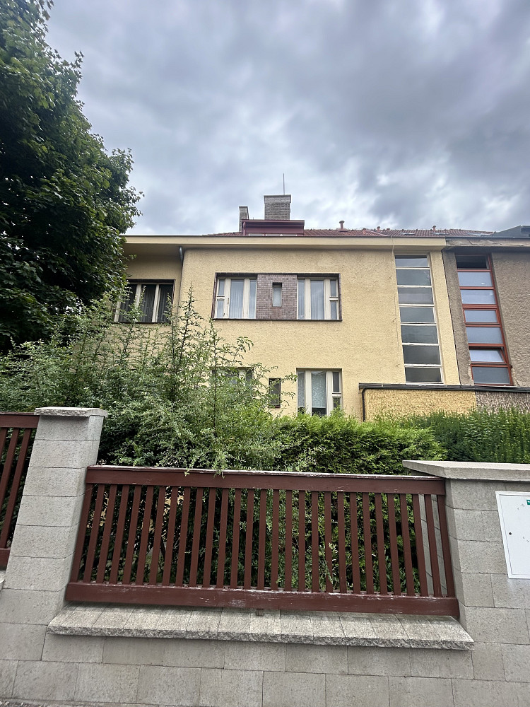 Prodej nájemního domu, činžáku 283 m² — photo 3