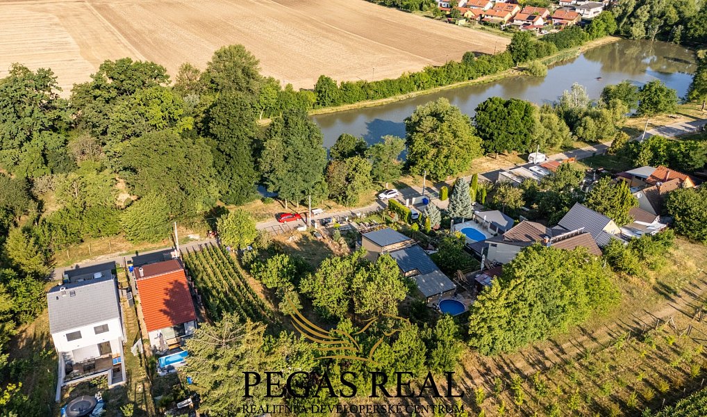 Prodej stavebního pozemku 390 m², Syrovice – náhled fotky 5