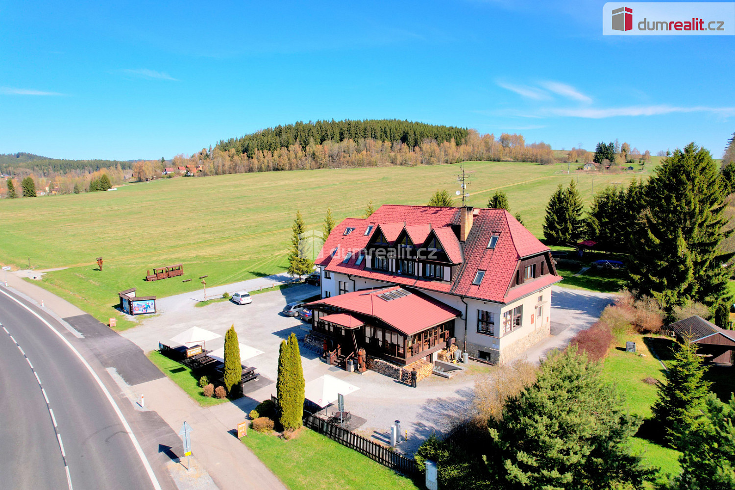 Prodej ubytovacího objektu 1 320 m²