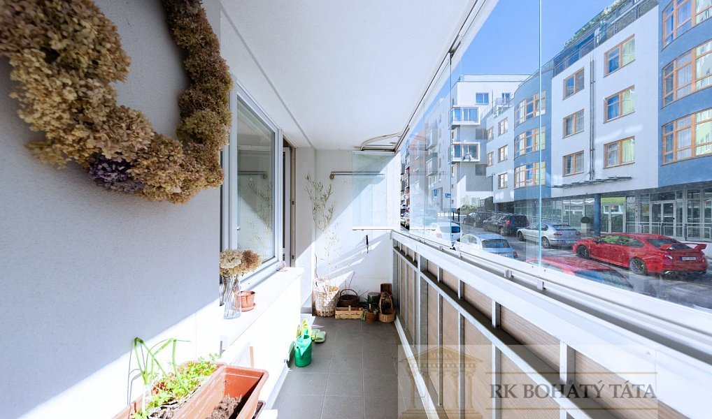 Prodej bytu 3+kk 70 m², Praha – náhled fotky 10