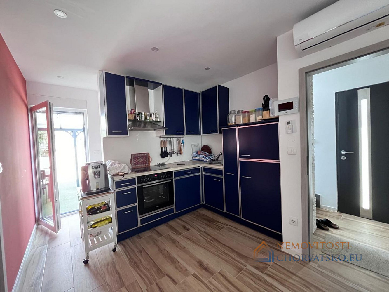 Prodej domu 150 m² s pozemkem 150 m² - Widok 4