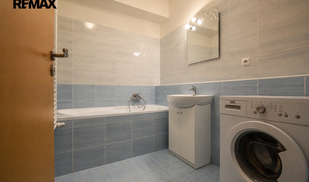 Pronájem bytu 2+kk 70 m², Hradec Králové – náhled fotky 11