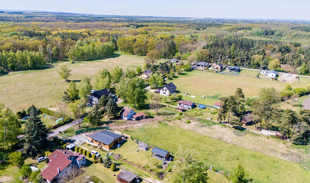Prodej stavebního pozemku 738 m², Sadská – náhled fotky 10