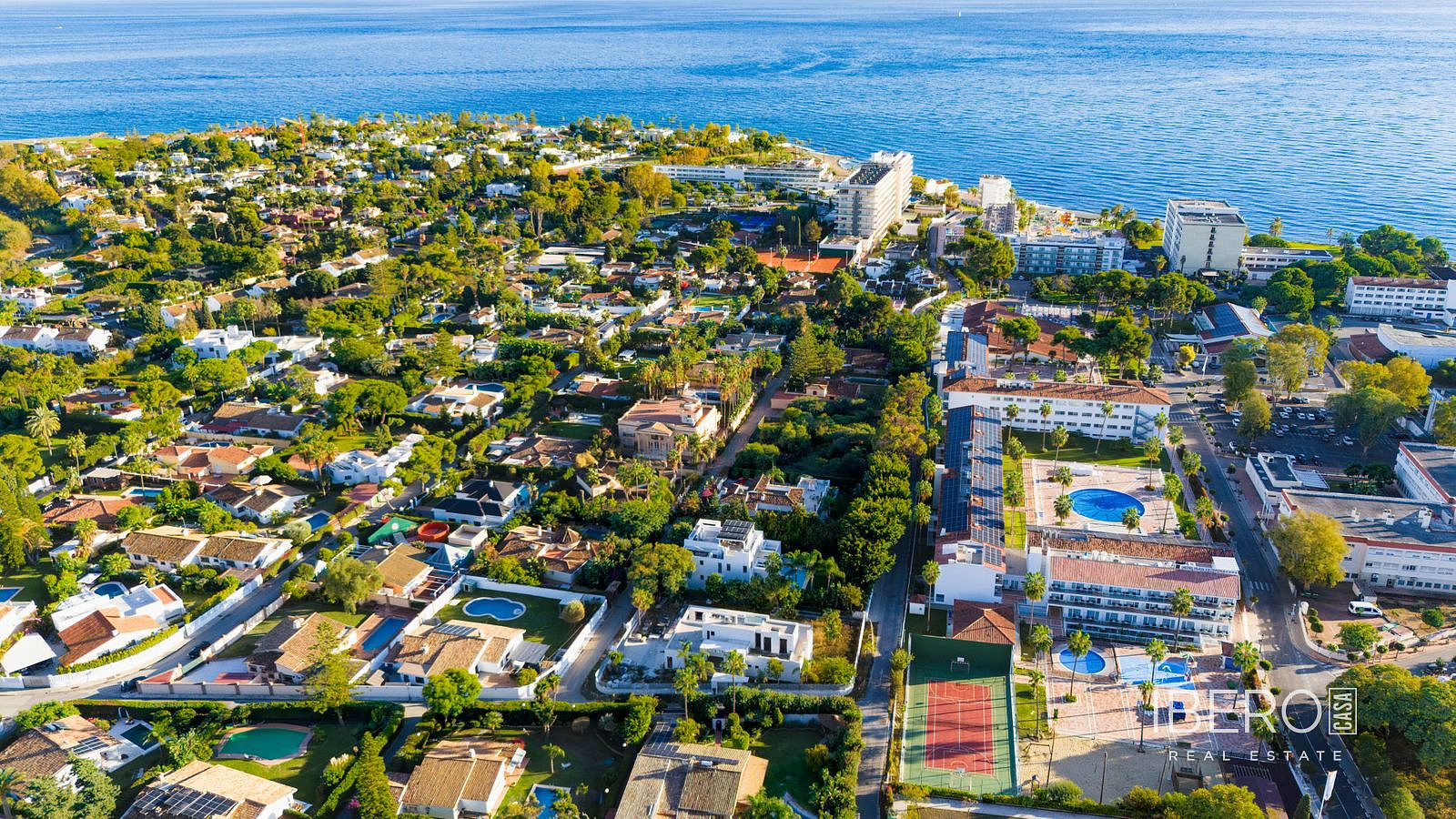 Prodej domu 750 m² s pozemkem 1 368 m² - Vista 4