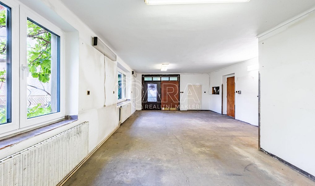 Prodej domu 250 m² s pozemkem 468 m², Tlustice – náhled fotky 28
