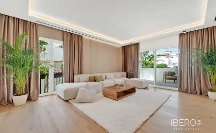 Prodej bytu 4+kk 118 m², Nagüeles, Španělsko