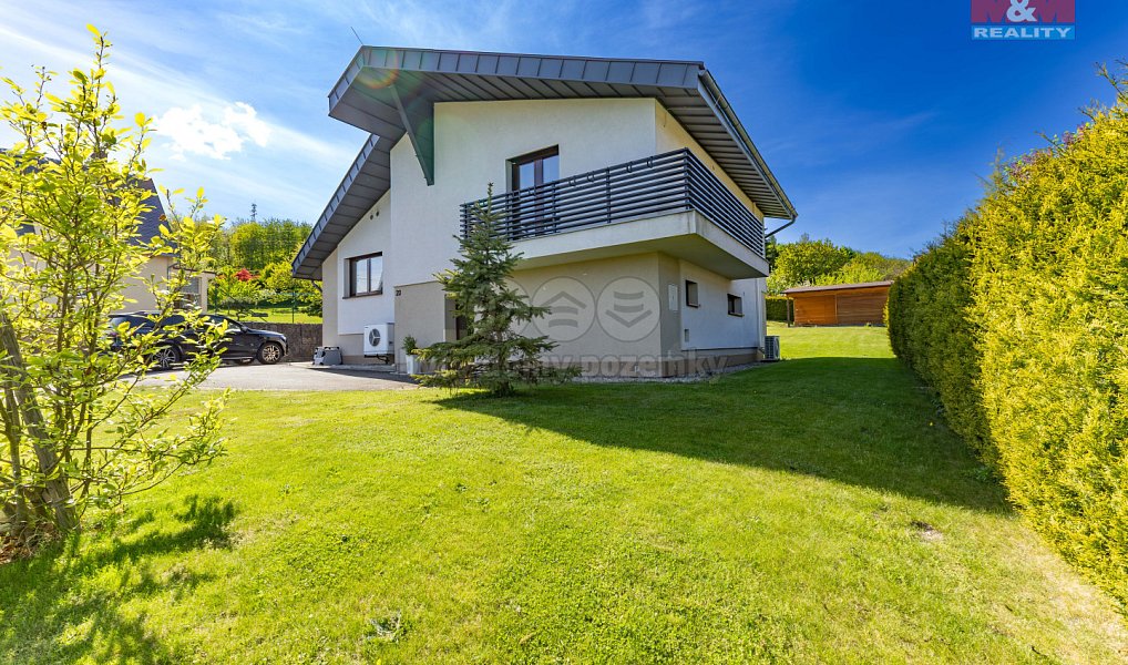Prodej domu 142 m² s pozemkem 1 147 m², Město Albrechtice – náhled fotky 22