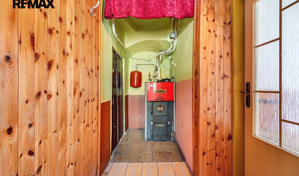 Prodej domu 186 m² s pozemkem 390 m², Břasy – náhled fotky 25