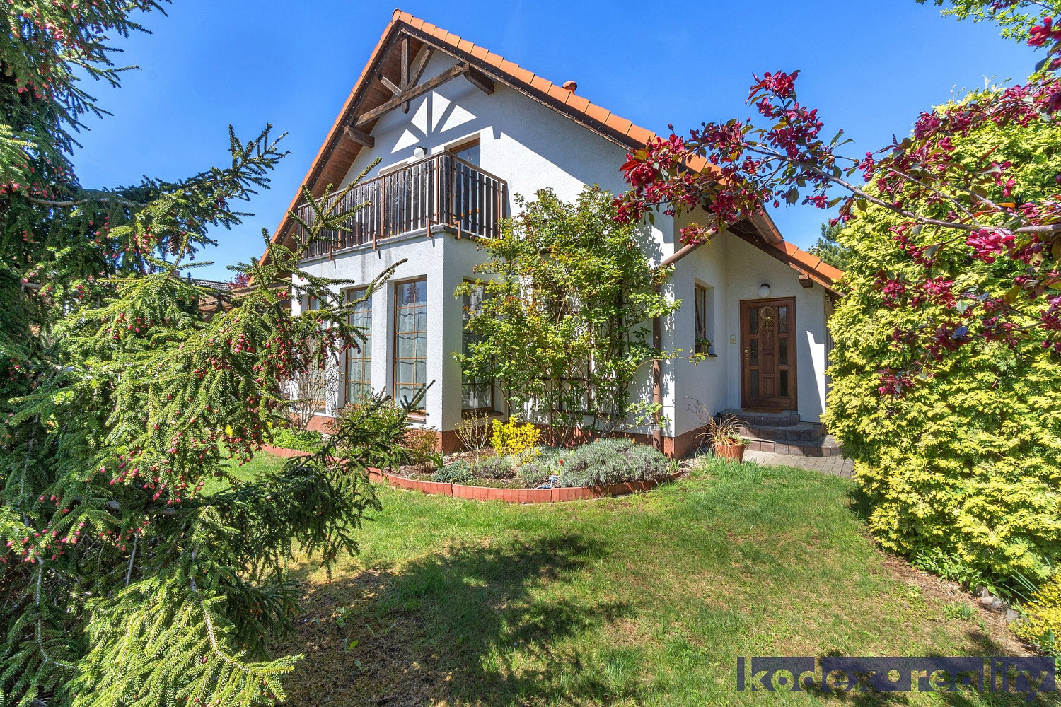 Prodej domu 263 m² s pozemkem 1 100 m² – pohled 5
