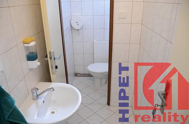 Pronájem kanceláře 16 m² – fotografie 5