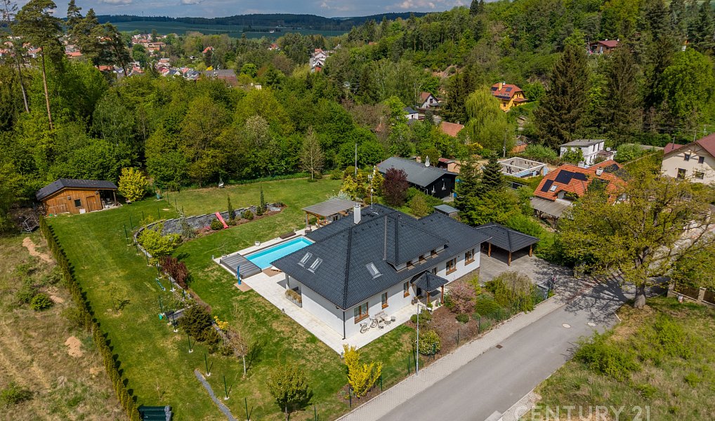 Prodej domu 340 m² s pozemkem 1 893 m², Družec – náhled fotky 26