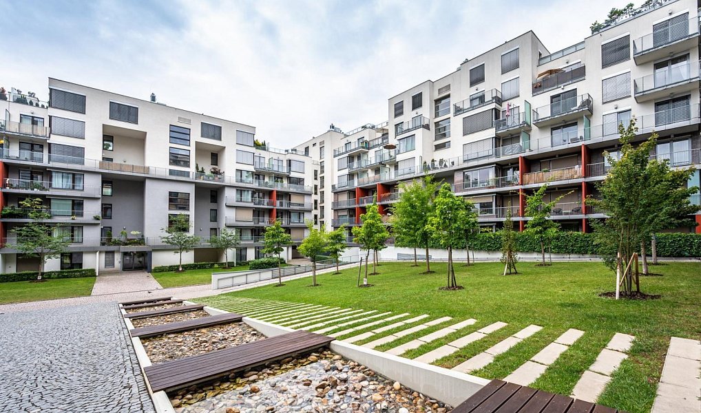 Pronájem bytu 2+kk 65 m², Praha – náhled fotky 13