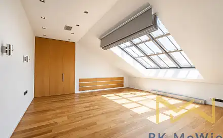 Pronájem bytu 5+kk 211 m²